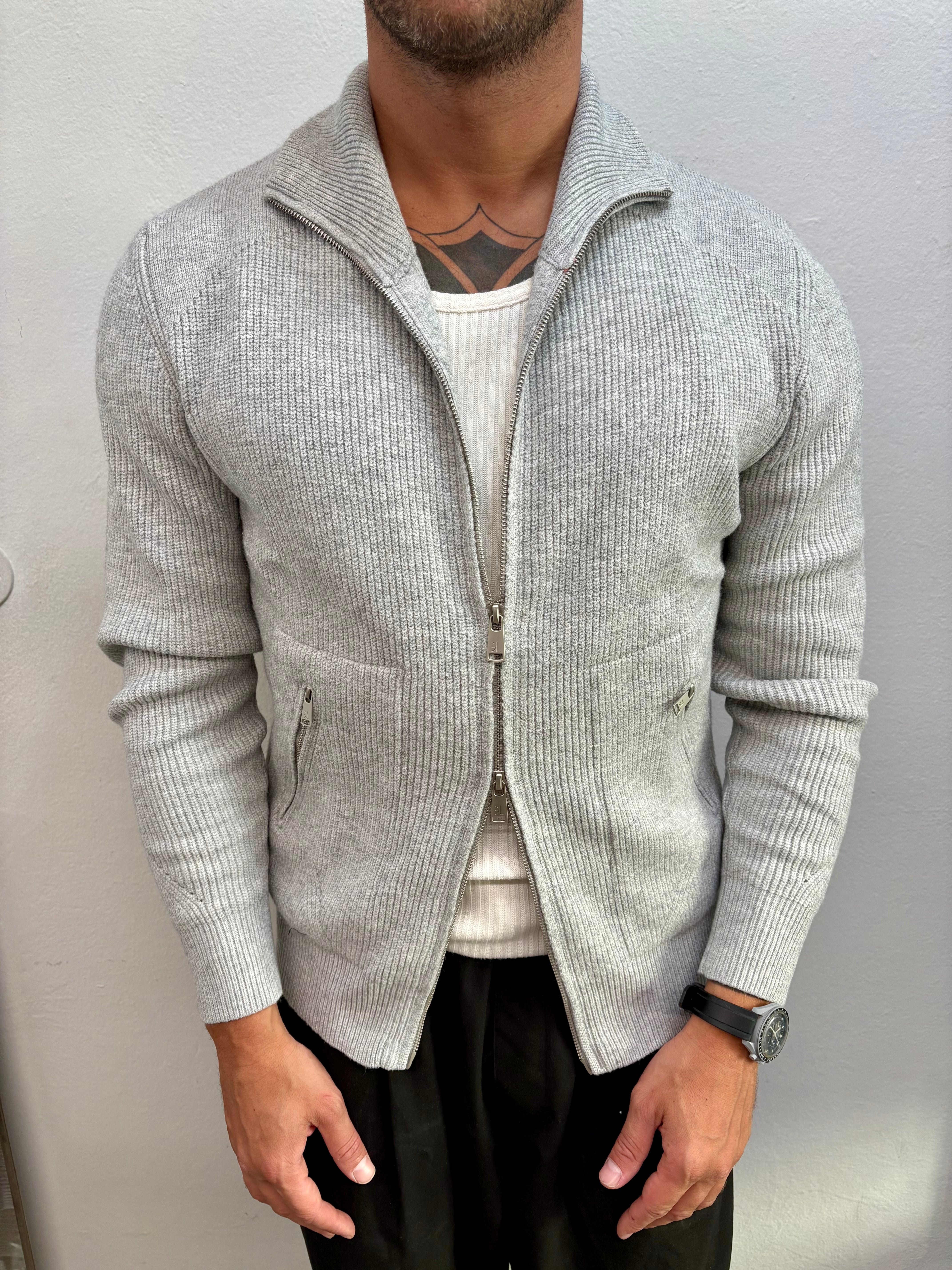 CARDIGAN DUBAI