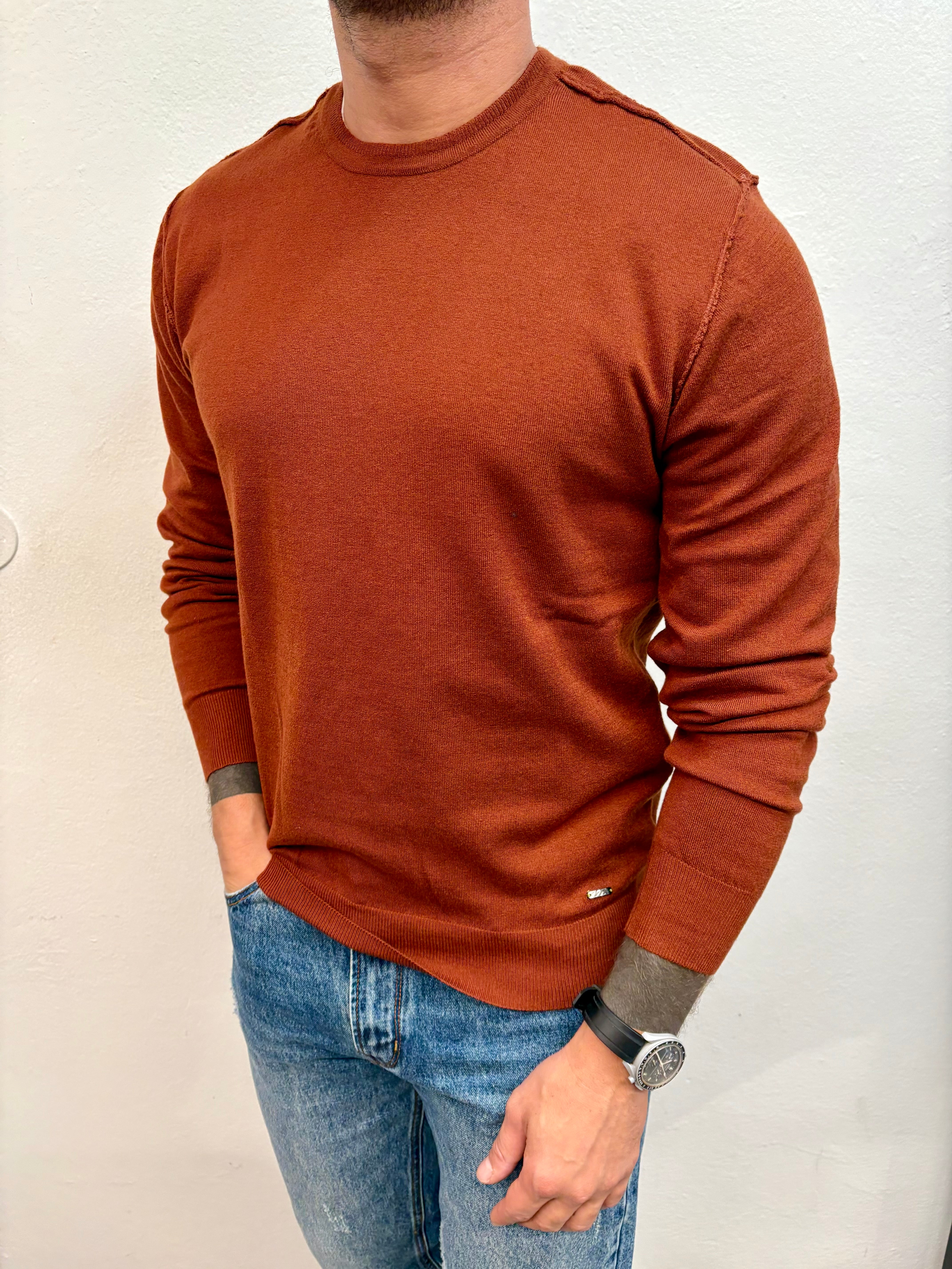 MAGLIONE AMBOISE