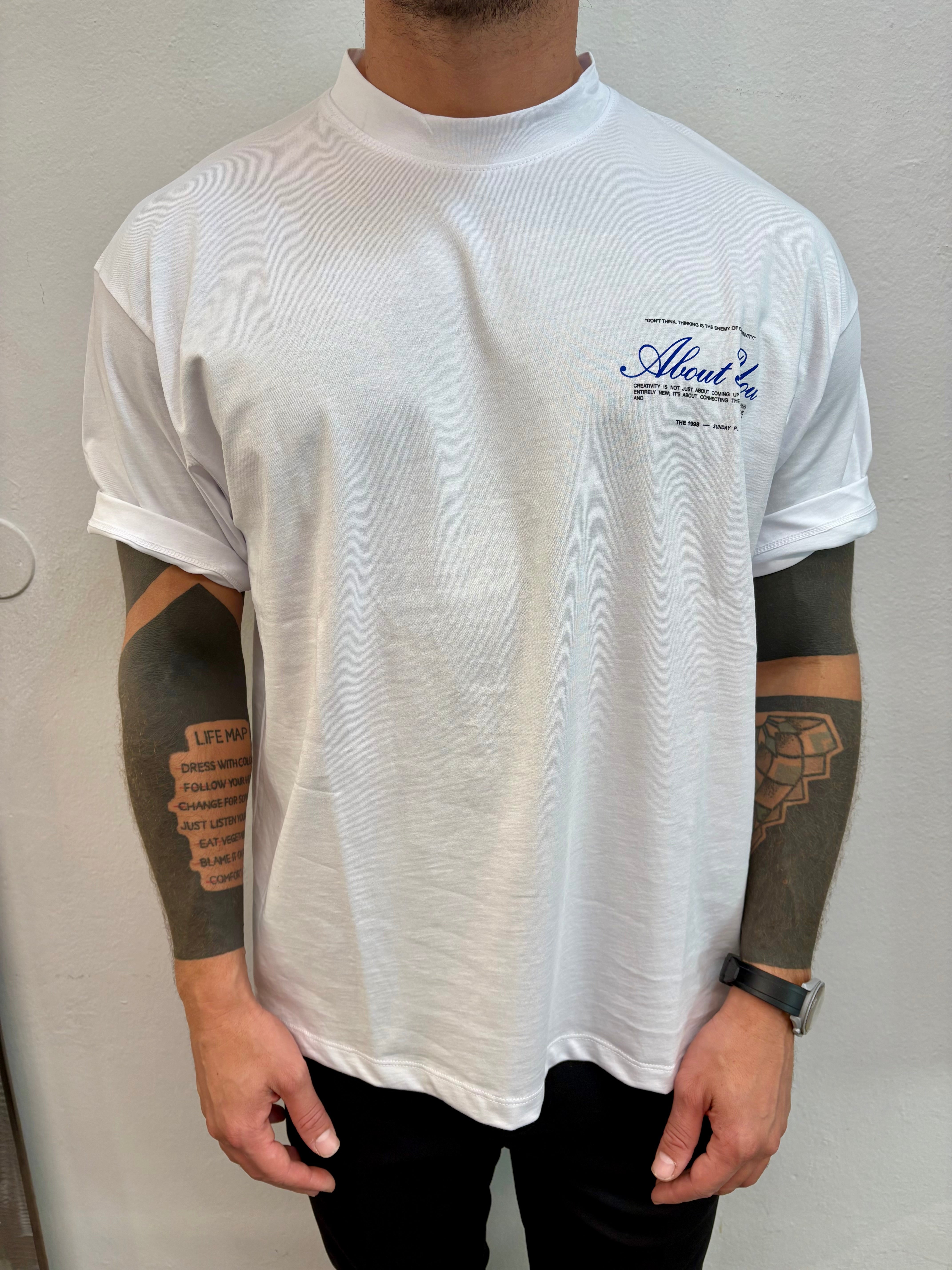 T SHIRT ABOUT YOU